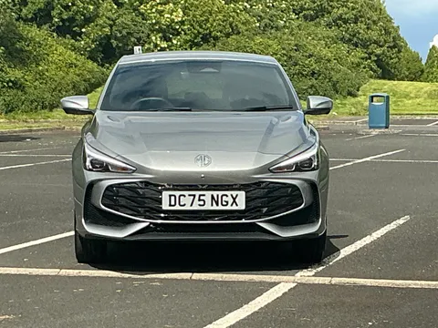 DC75NGX Mg Motor Uk Mg3 1.5 Hybrid Trophy 5dr Auto Thumbnail #3