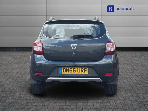 DN66URF Dacia Sandero Stepway 0.9 TCe Laureate 5dr [Start Stop] Thumbnail #9