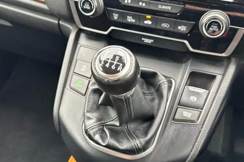 DC68KUU Honda CR-V 1.5 VTEC Turbo SE 5dr 2WD Thumbnail #20