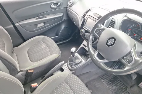 12 of 40 for Renault Captur 0.9 TCE 90 Dynamique S Nav 5dr