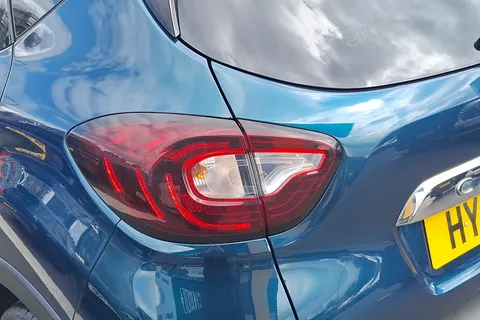 17 of 40 for Renault Captur 0.9 TCE 90 Dynamique S Nav 5dr