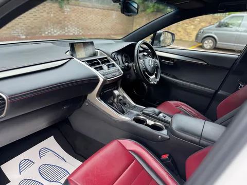 Lexus Nx 2.5 300h F Sport E-CVT 4WD Euro 6 (s/s) 5dr