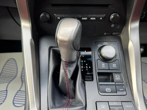 Lexus Nx 2.5 300h F Sport E-CVT 4WD Euro 6 (s/s) 5dr