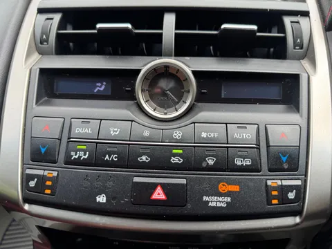 Lexus Nx 2.5 300h F Sport E-CVT 4WD Euro 6 (s/s) 5dr