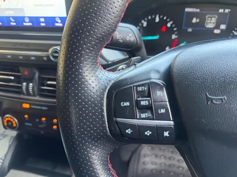 Ford Focus 1.5 EcoBlue ST-Line Auto Euro 6 (s/s) 5dr