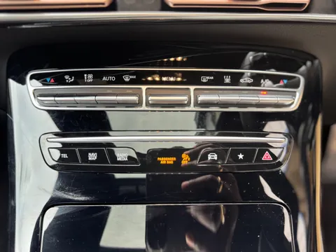 Mercedes-Benz Eqc EQC 400 80kWh AMG Line (Premium) Auto 4MATIC 5dr