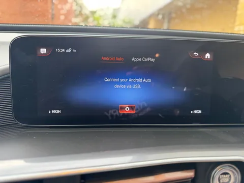 Mercedes-Benz Eqc EQC 400 80kWh AMG Line (Premium) Auto 4MATIC 5dr