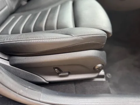 Mercedes-Benz Eqc EQC 400 80kWh AMG Line (Premium) Auto 4MATIC 5dr