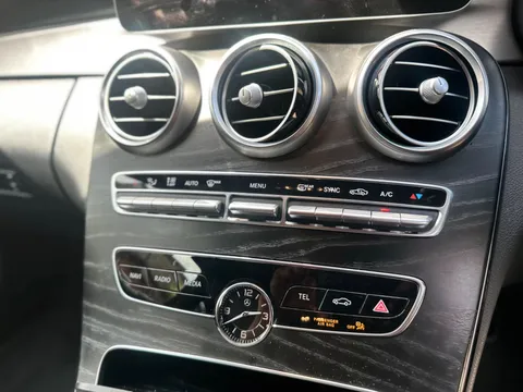 Mercedes-Benz C Class 1.5 C200 MHEV AMG Line (Premium) G-Tronic+ Euro 6 (s/s) 2dr