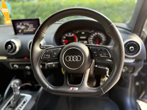 Audi A3 1.5 TFSI CoD Black Edition S Tronic Euro 6 (s/s) 4dr