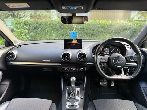 Audi A3 1.5 TFSI CoD Black Edition S Tronic Euro 6 (s/s) 4dr