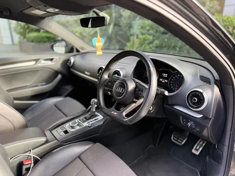 Audi A3 1.5 TFSI CoD Black Edition S Tronic Euro 6 (s/s) 4dr