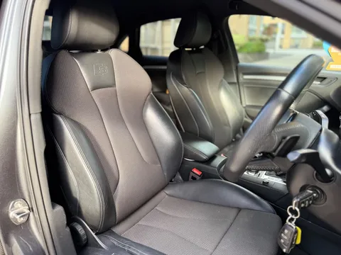 Audi A3 1.5 TFSI CoD Black Edition S Tronic Euro 6 (s/s) 4dr