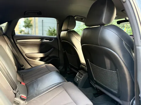 Audi A3 1.5 TFSI CoD Black Edition S Tronic Euro 6 (s/s) 4dr