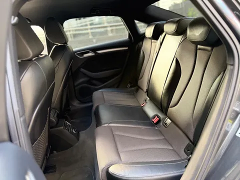 Audi A3 1.5 TFSI CoD Black Edition S Tronic Euro 6 (s/s) 4dr