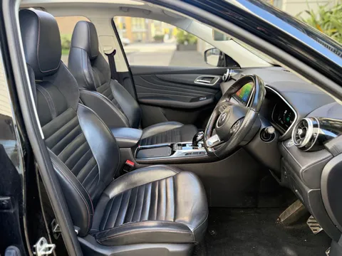 Mg Mg Hs 1.5 T-GDI 16.6kWh Exclusive Auto Euro 6 (s/s) 5dr