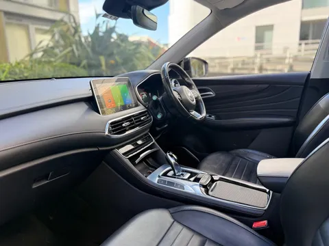 Mg Mg Hs 1.5 T-GDI 16.6kWh Exclusive Auto Euro 6 (s/s) 5dr