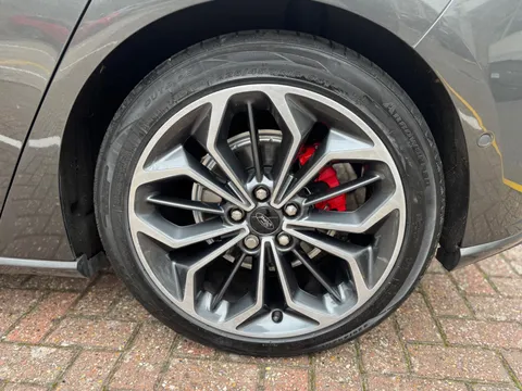 Ford Focus 1.0T EcoBoost MHEV ST-Line Vignale Euro 6 (s/s) 5dr