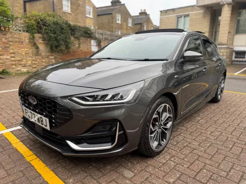 Ford Focus 1.0T EcoBoost MHEV ST-Line Vignale Euro 6 (s/s) 5dr