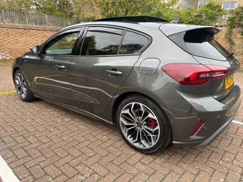 Ford Focus 1.0T EcoBoost MHEV ST-Line Vignale Euro 6 (s/s) 5dr