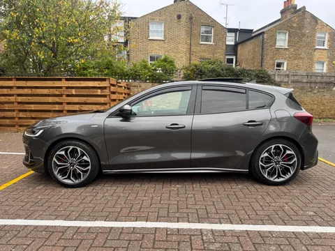 Ford Focus 1.0T EcoBoost MHEV ST-Line Vignale Euro 6 (s/s) 5dr