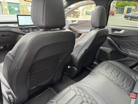 Ford Focus 1.0T EcoBoost MHEV ST-Line Vignale Euro 6 (s/s) 5dr