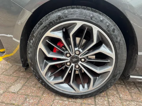 Ford Focus 1.0T EcoBoost MHEV ST-Line Vignale Euro 6 (s/s) 5dr