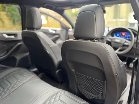 Ford Focus 1.0T EcoBoost MHEV ST-Line Vignale Euro 6 (s/s) 5dr