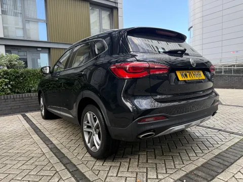 Mg Mg Hs 1.5 T-GDI 16.6kWh Exclusive Auto Euro 6 (s/s) 5dr