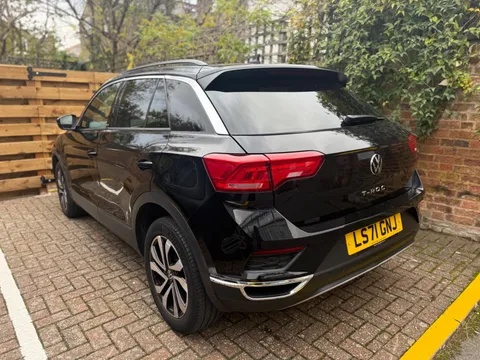 Volkswagen T-Roc 1.5 TSI EVO Active DSG Euro 6 (s/s) 5dr