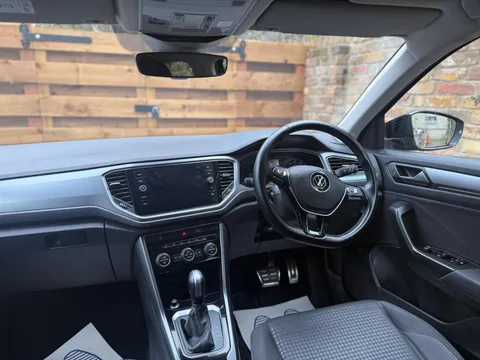 Volkswagen T-Roc 1.5 TSI EVO Active DSG Euro 6 (s/s) 5dr