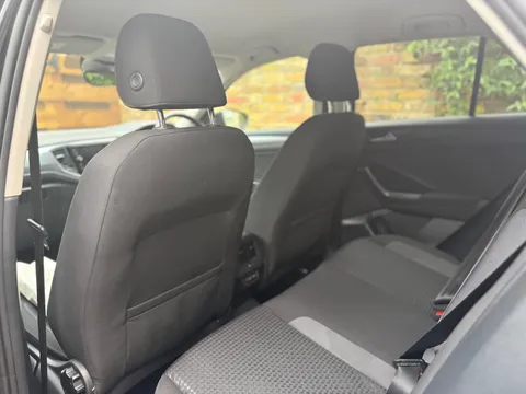 Volkswagen T-Roc 1.5 TSI EVO Active DSG Euro 6 (s/s) 5dr