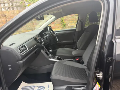 Volkswagen T-Roc 1.5 TSI EVO Active DSG Euro 6 (s/s) 5dr