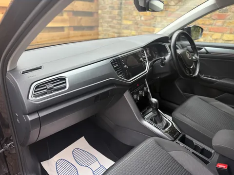 Volkswagen T-Roc 1.5 TSI EVO Active DSG Euro 6 (s/s) 5dr