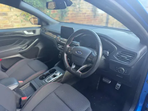 Ford Focus 1.0T EcoBoost ST-Line Auto Euro 6 (s/s) 5dr