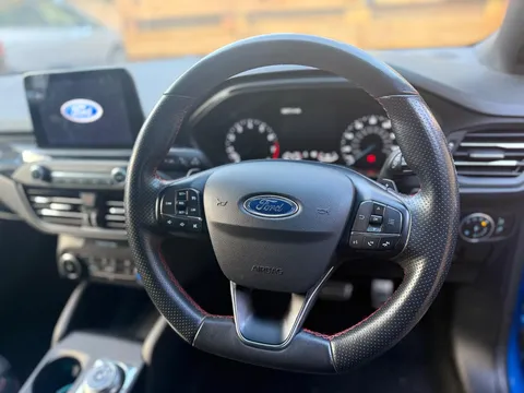 Ford Focus 1.0T EcoBoost ST-Line Auto Euro 6 (s/s) 5dr