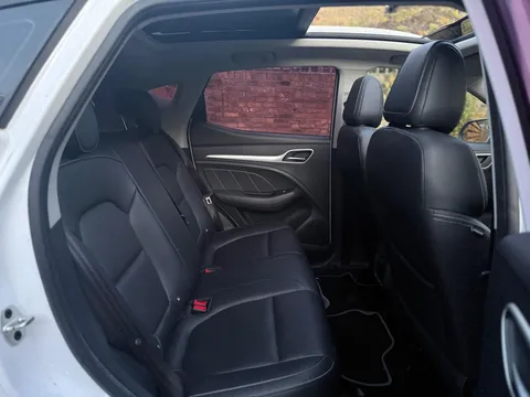 Mg Mg Zs 44.5kWh Exclusive Auto 5dr