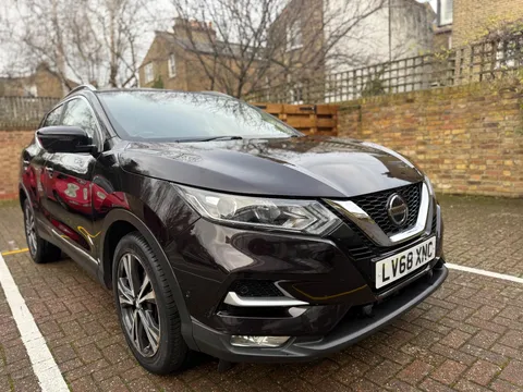 Nissan Qashqai 1.3 DIG-T N-Connecta DCT Auto Euro 6 (s/s) 5dr
