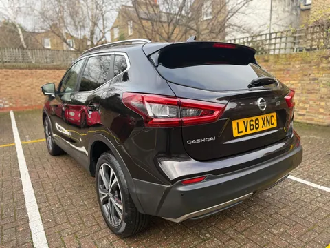 Nissan Qashqai 1.3 DIG-T N-Connecta DCT Auto Euro 6 (s/s) 5dr