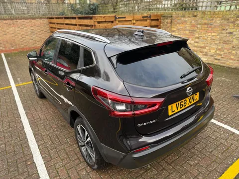 Nissan Qashqai 1.3 DIG-T N-Connecta DCT Auto Euro 6 (s/s) 5dr