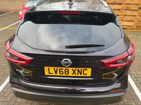 Nissan Qashqai 1.3 DIG-T N-Connecta DCT Auto Euro 6 (s/s) 5dr