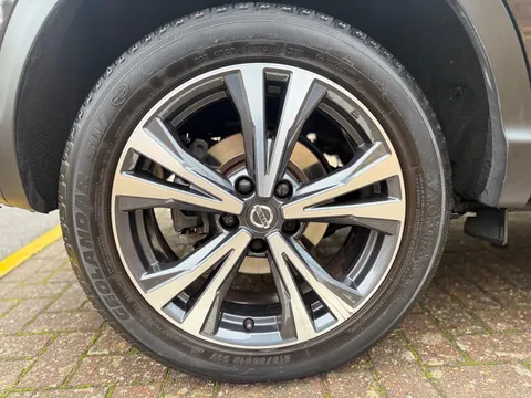 Nissan Qashqai 1.3 DIG-T N-Connecta DCT Auto Euro 6 (s/s) 5dr