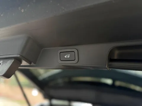 LandRover Range Rover Sport 2.0 P400e 13.1kWh HSE Silver Auto 4WD Euro 6 (s/s) 5dr