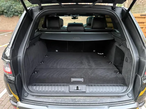 LandRover Range Rover Sport 2.0 P400e 13.1kWh HSE Silver Auto 4WD Euro 6 (s/s) 5dr