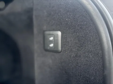 LandRover Range Rover Sport 2.0 P400e 13.1kWh HSE Silver Auto 4WD Euro 6 (s/s) 5dr