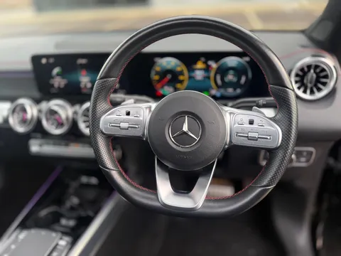 Mercedes-Benz Eqb EQB 350 66.5kWh AMG Line (Premium) Auto 4MATIC 5dr