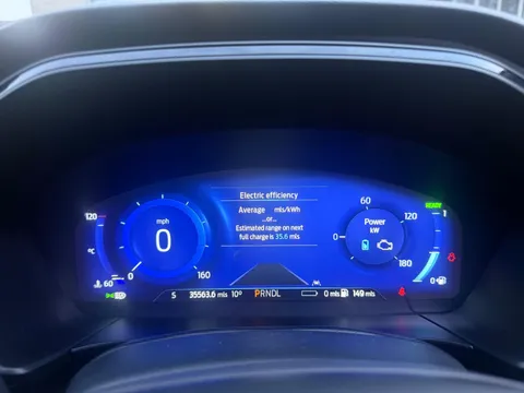 Ford Kuga 2.5 EcoBoost Duratec 14.4kWh ST-Line CVT Euro 6 (s/s) 5dr