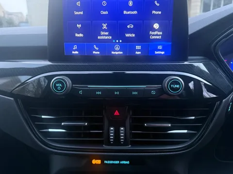 Ford Kuga 2.5 EcoBoost Duratec 14.4kWh ST-Line CVT Euro 6 (s/s) 5dr