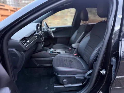 Ford Kuga 2.5 EcoBoost Duratec 14.4kWh ST-Line CVT Euro 6 (s/s) 5dr