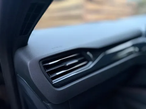 Ford Kuga 2.5 EcoBoost Duratec 14.4kWh ST-Line CVT Euro 6 (s/s) 5dr